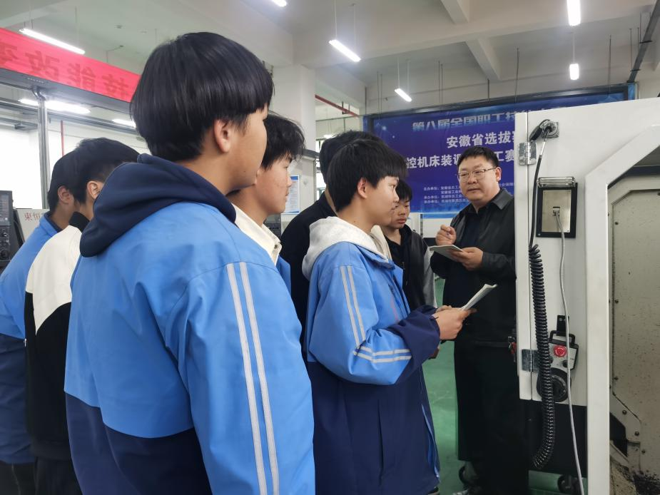 微信图片_20250409083552.png 微信图片_20250409083552.png