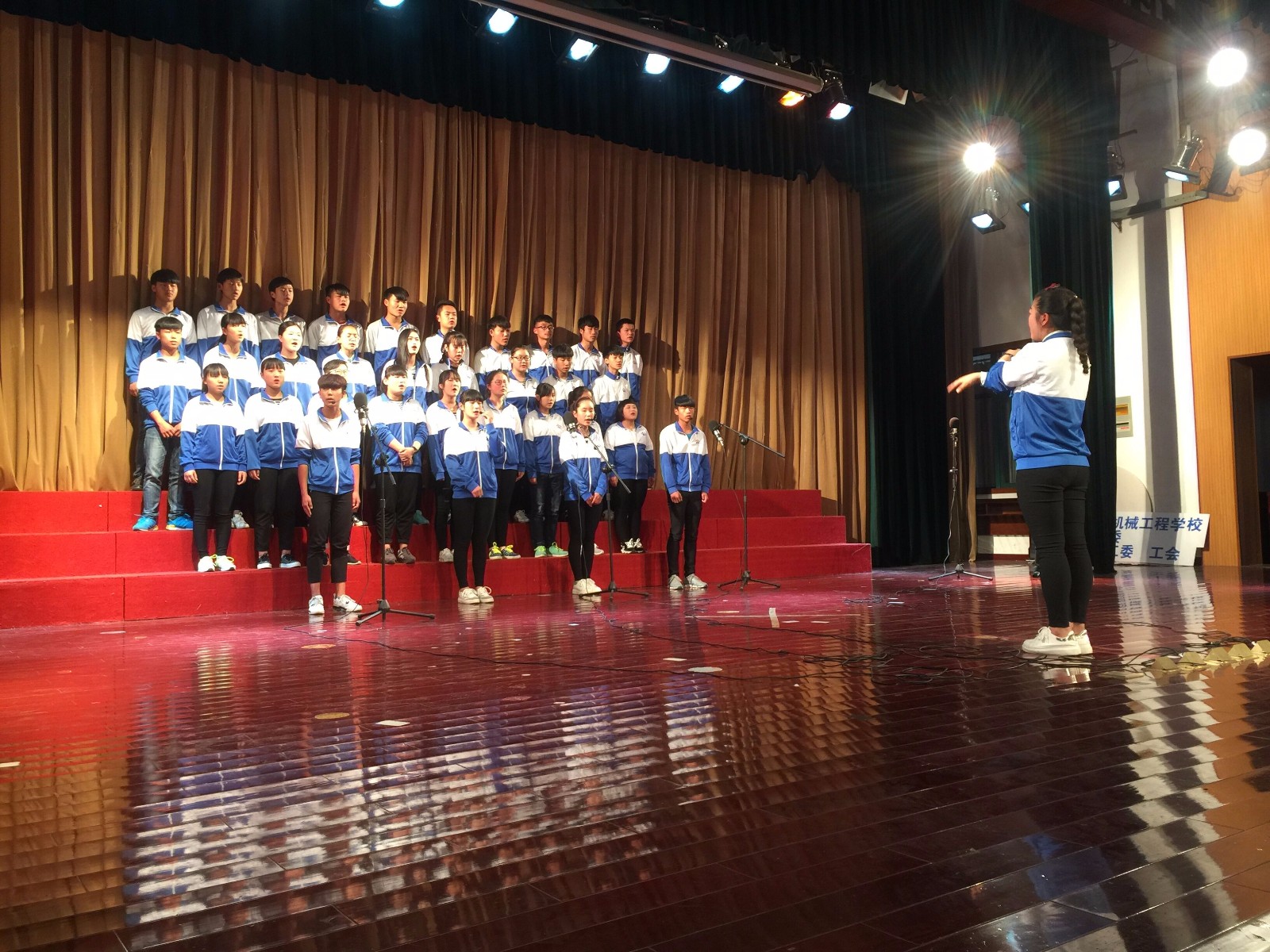 QQ图片20160519083903.jpg