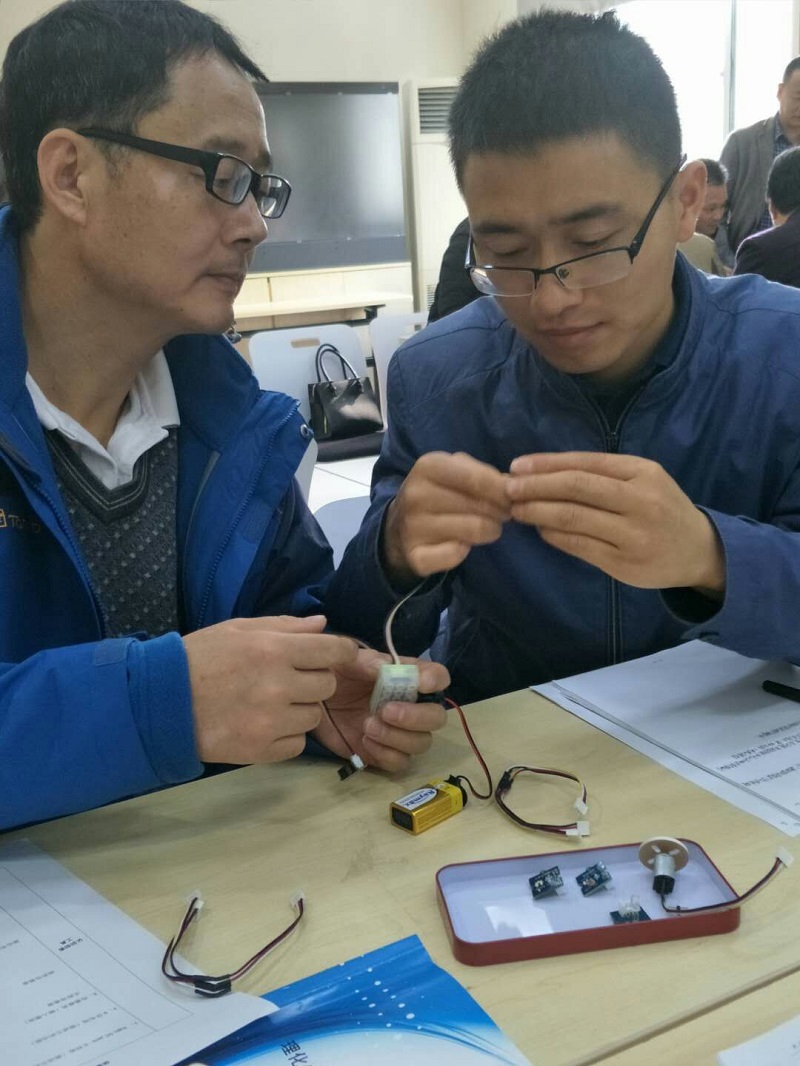 创客学习1.jpg