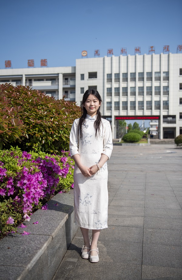 陶雯.jpg