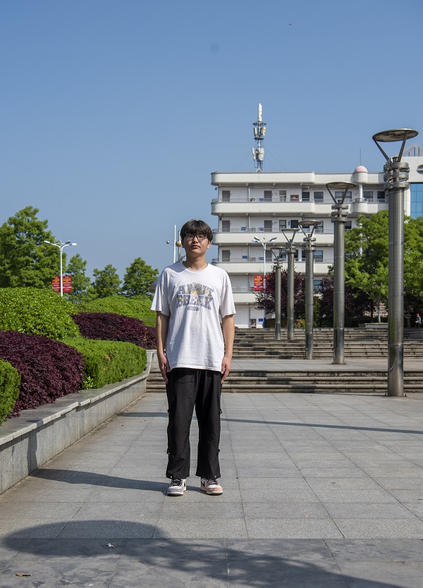 查小豪.jpg