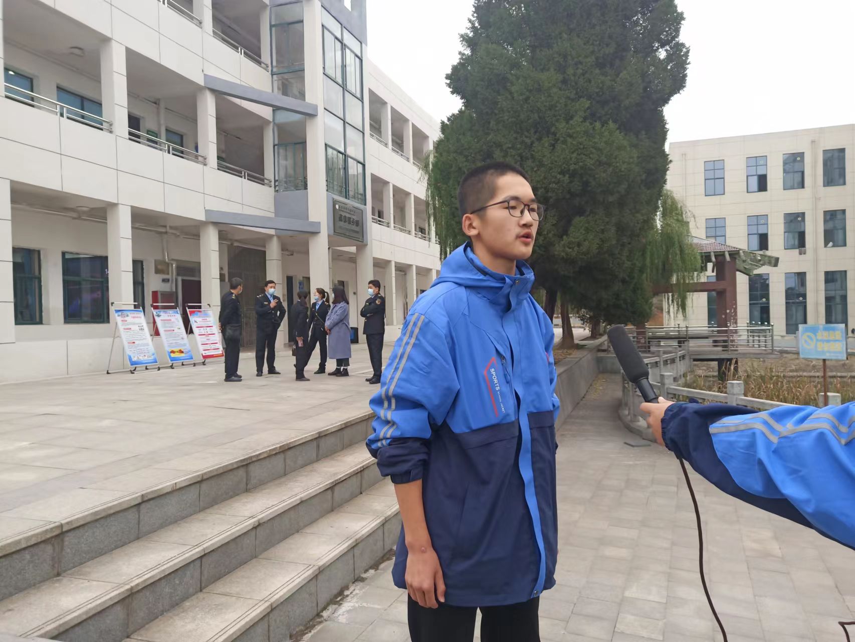 0f3e0e5aa2a43b09e534f3af447e7e0.jpg 0f3e0e5aa2a43b09e534f3af447e7e0.jpg