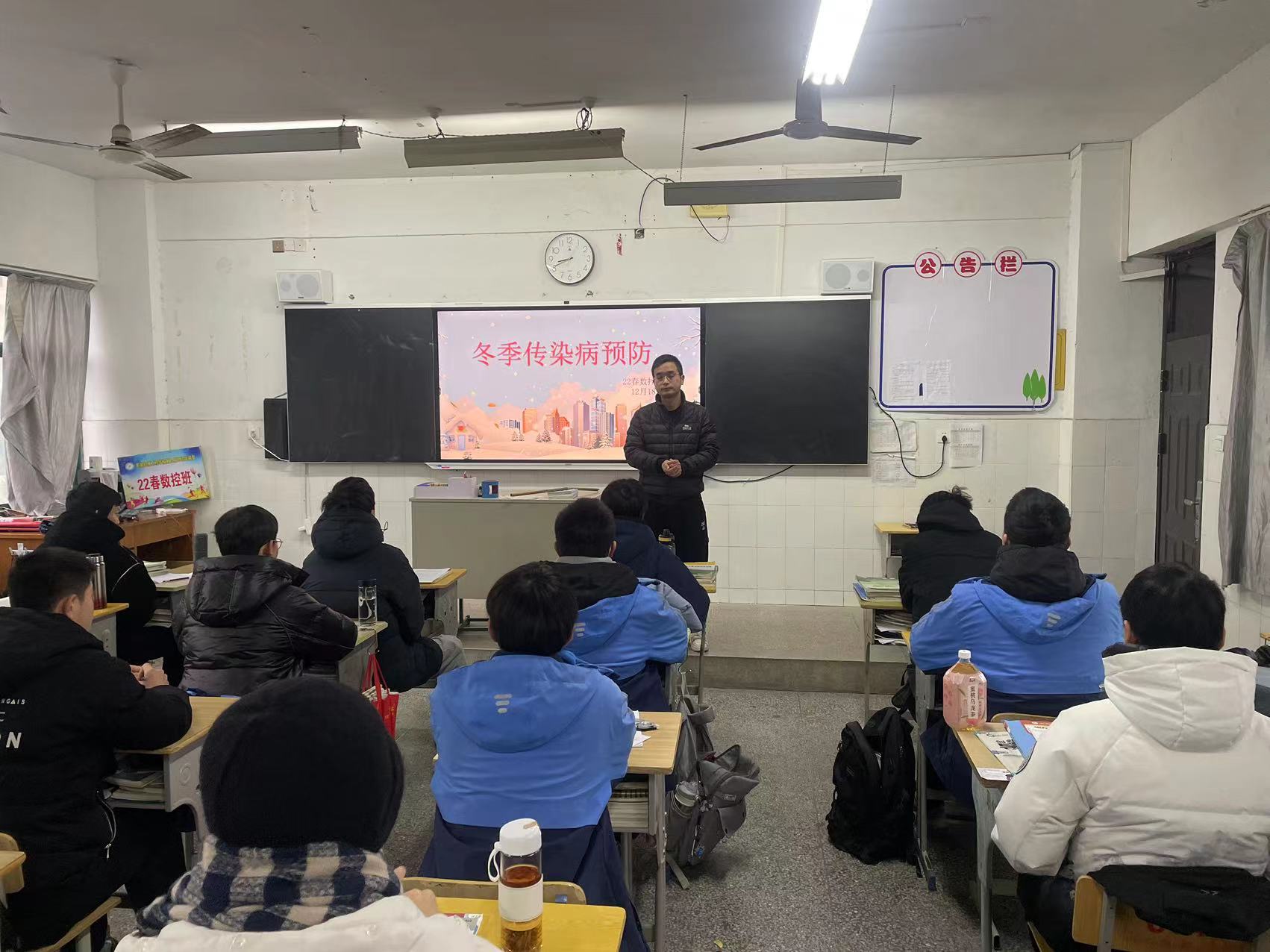 许强.jpg 许强.jpg