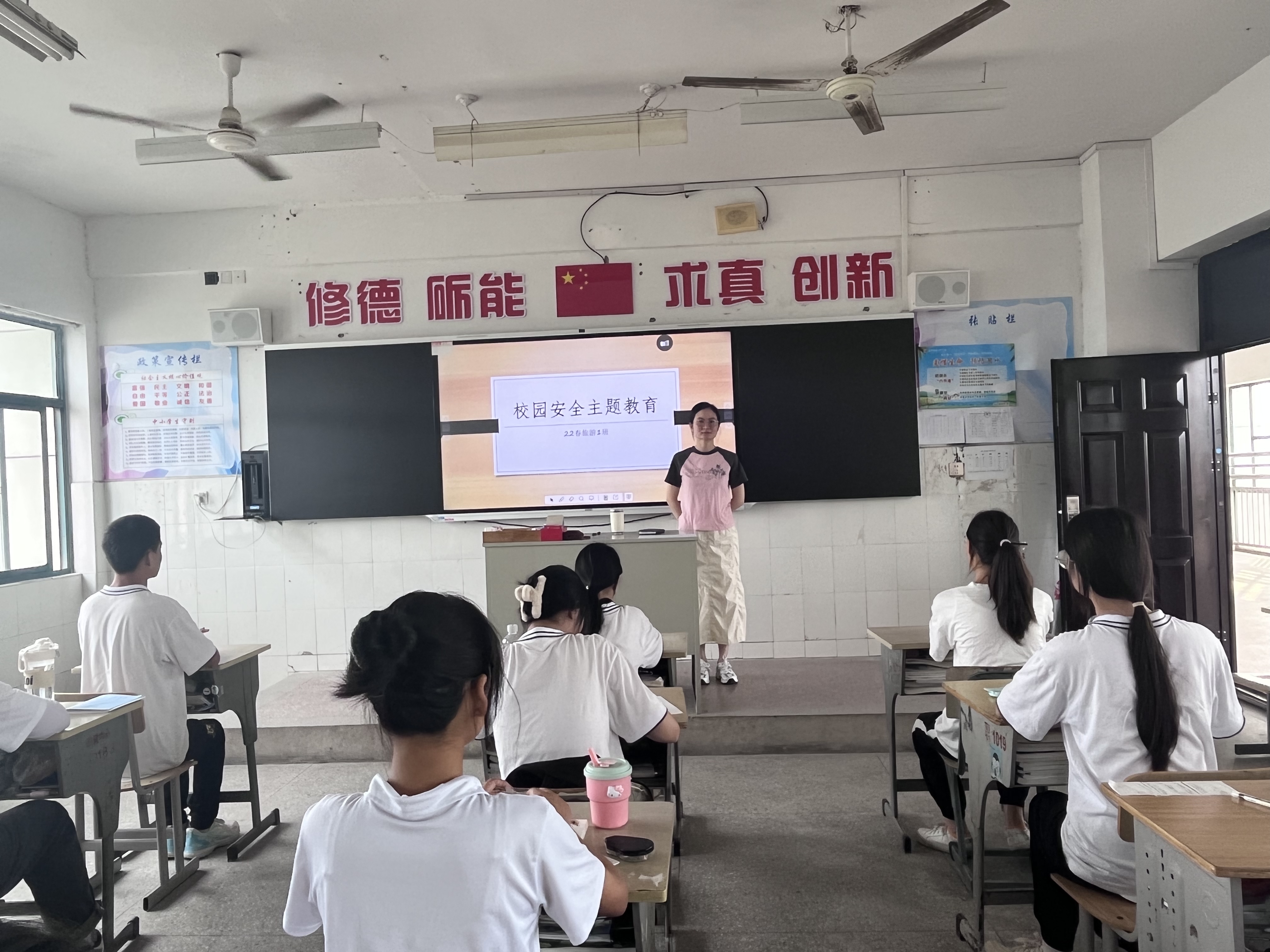 古彩云.jpg 古彩云.jpg