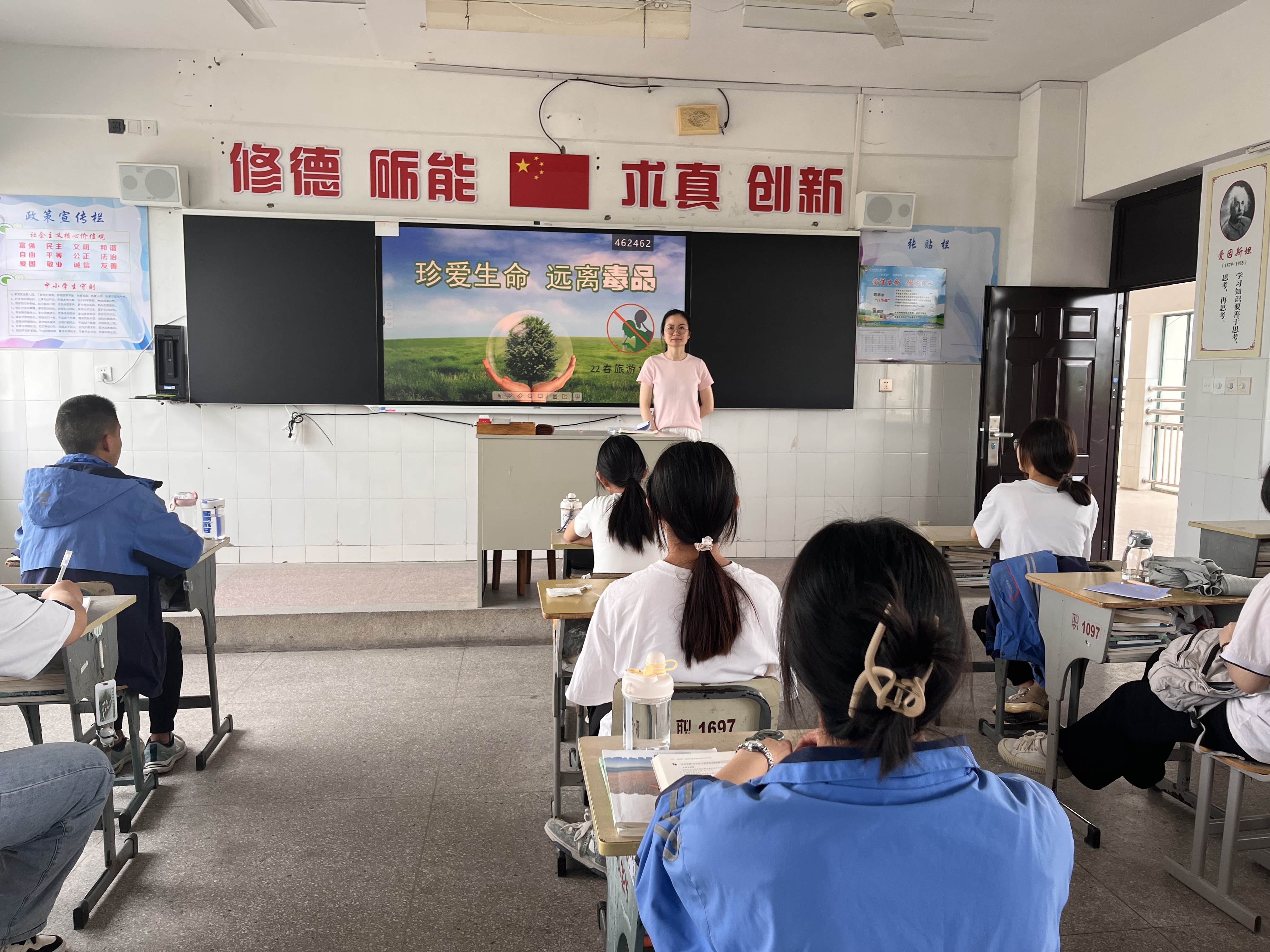 古彩云.jpg